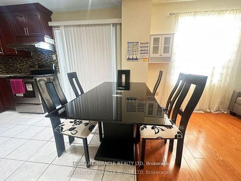 Photo 6 at 8 Lansbury Drive, Agincourt North, Toronto