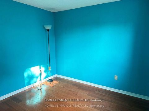 Photo 7 at 8 Lansbury Drive, Agincourt North, Toronto