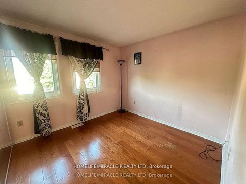 Photo 8 at 8 Lansbury Drive, Agincourt North, Toronto