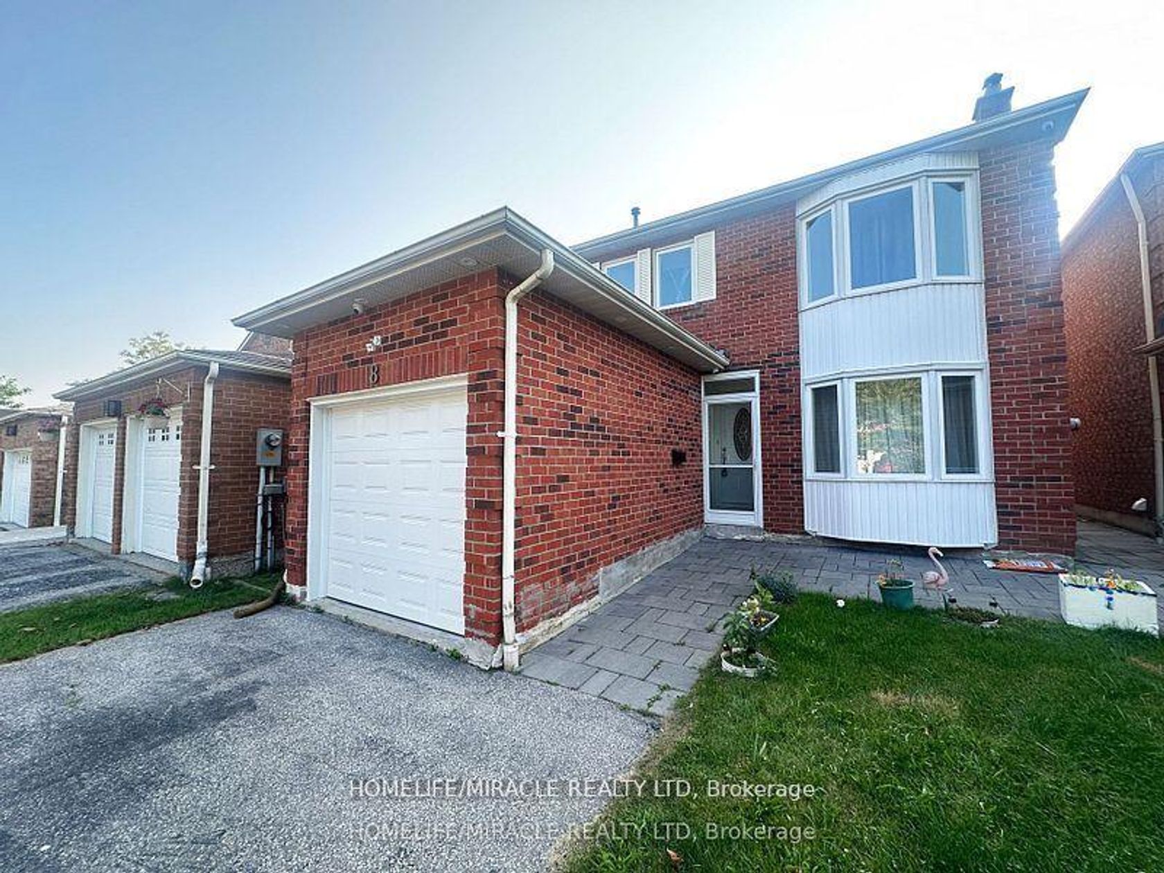 8 Lansbury Drive, Agincourt North, Toronto 