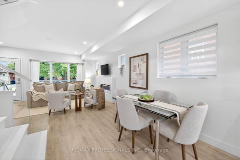 Photo 11 at 22 Ninth Street, New Toronto, Toronto