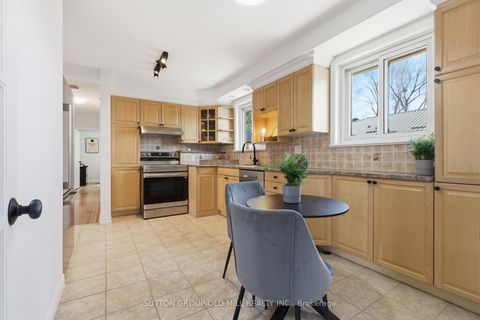 Photo 11 at 5 Greyabbey Trail, Guildwood, Toronto