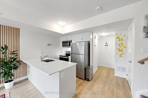 Photo 12 at 3405 - 60 Elizabeth Street, Mill Pond, Richmond Hill