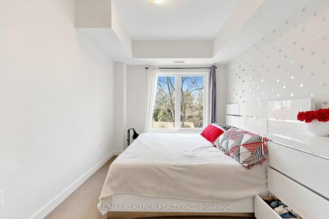 Photo 18 at 3405 - 60 Elizabeth Street, Mill Pond, Richmond Hill