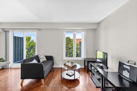 Photo 2 at 27 - 649E Warden Avenue, Birchmount, Toronto