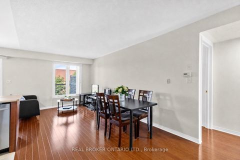 Photo 3 at 27 - 649E Warden Avenue, Birchmount, Toronto