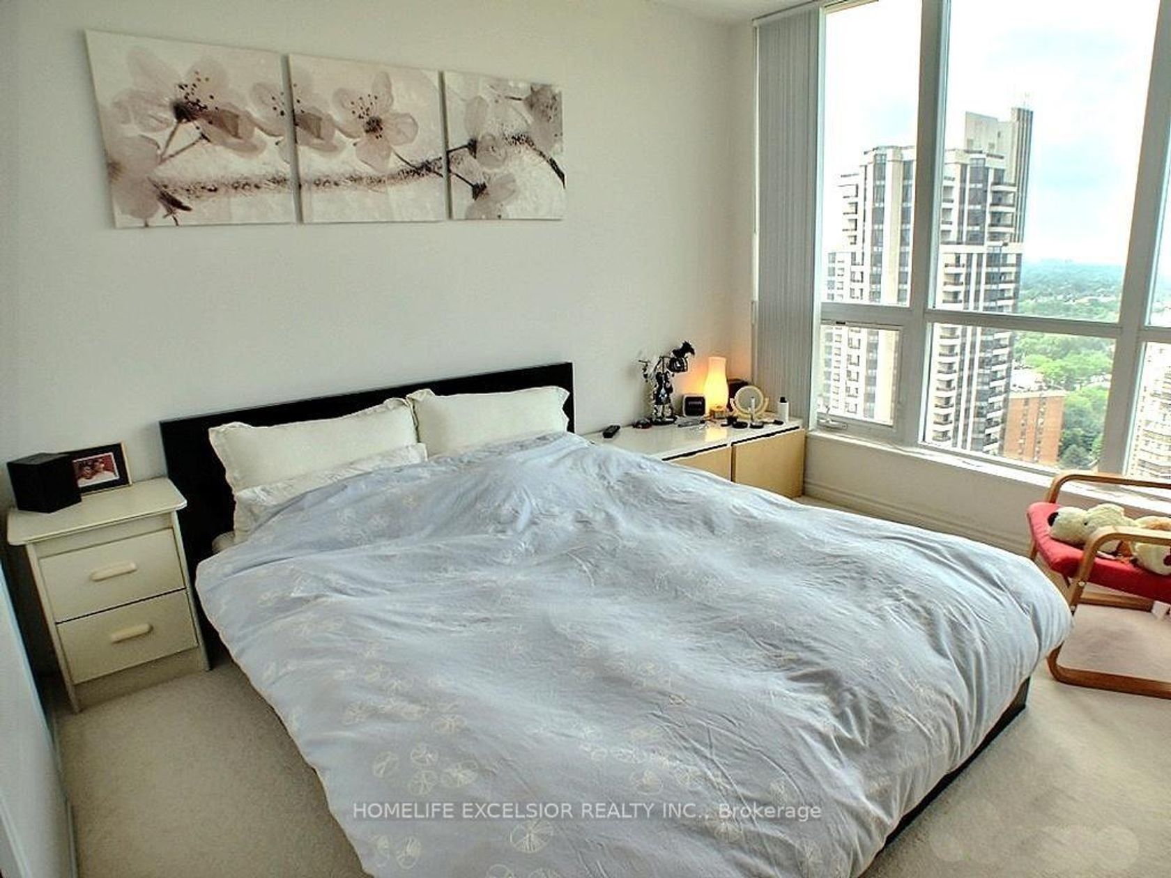 2401 - 60 Byng Avenue, Willowdale East, Toronto photo number 2