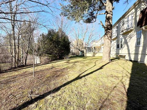 Photo 33 at 16 Brian Cliff Drive, Don Mills, Toronto