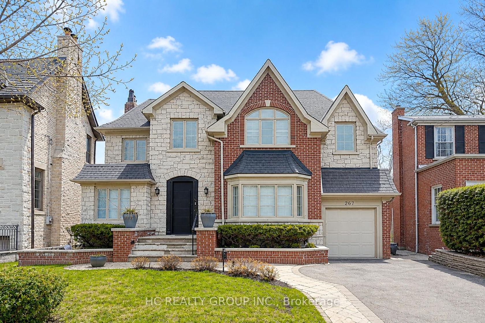267 St Leonards Avenue, York Mills, Toronto photo number 2
