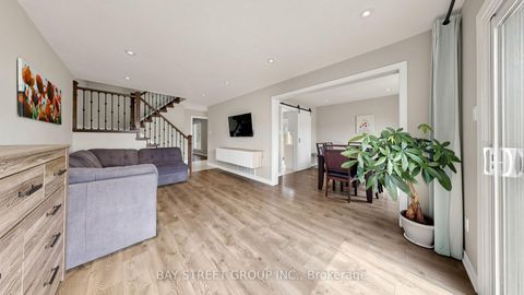 Photo 9 at 57 Longmeadow Crescent, Milliken Mills West, Markham