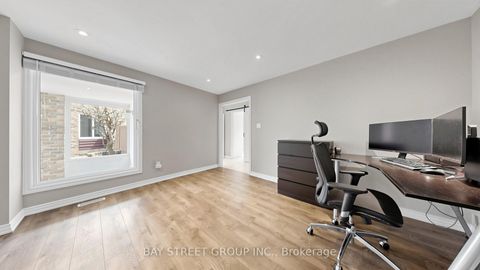 Photo 25 at 57 Longmeadow Crescent, Milliken Mills West, Markham