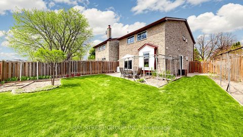 Photo 47 at 57 Longmeadow Crescent, Milliken Mills West, Markham
