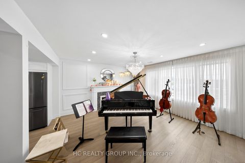 Photo 3 at 840 Davenport Road, Wychwood, Toronto