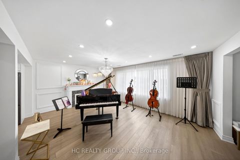 Photo 4 at 840 Davenport Road, Wychwood, Toronto