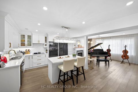 Photo 6 at 840 Davenport Road, Wychwood, Toronto