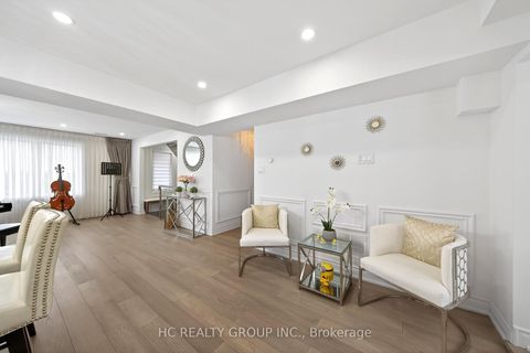 Photo 12 at 840 Davenport Road, Wychwood, Toronto