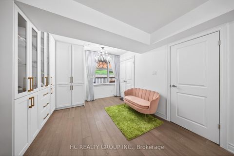 Photo 17 at 840 Davenport Road, Wychwood, Toronto