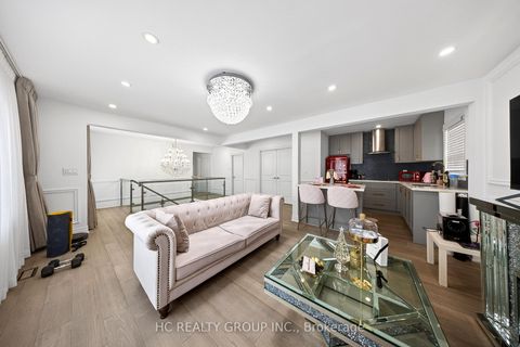 Photo 25 at 840 Davenport Road, Wychwood, Toronto