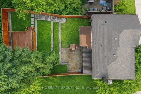 Photo 47 at 840 Davenport Road, Wychwood, Toronto