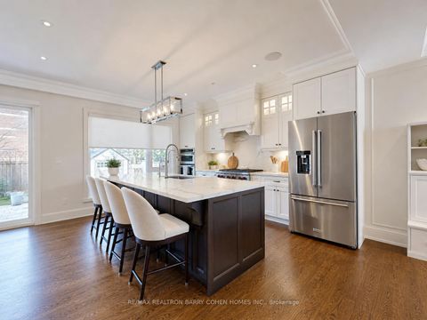 Photo 12 at 96 Southvale Drive, Leaside, Toronto