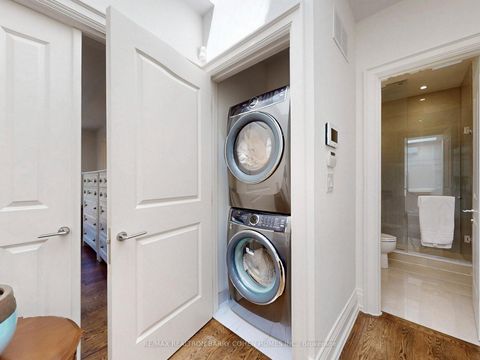 Photo 35 at 96 Southvale Drive, Leaside, Toronto