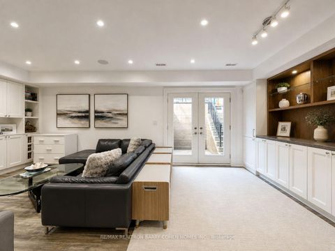 Photo 36 at 96 Southvale Drive, Leaside, Toronto