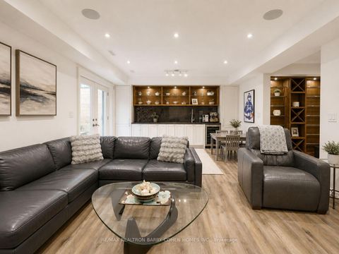 Photo 39 at 96 Southvale Drive, Leaside, Toronto