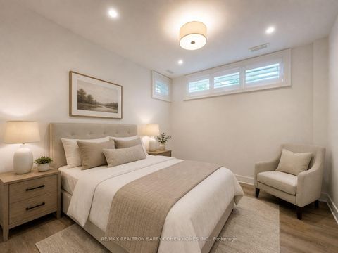 Photo 42 at 96 Southvale Drive, Leaside, Toronto