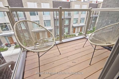 Photo 27 at 49 - 26 Applewood Lane, Etobicoke West Mall, Toronto
