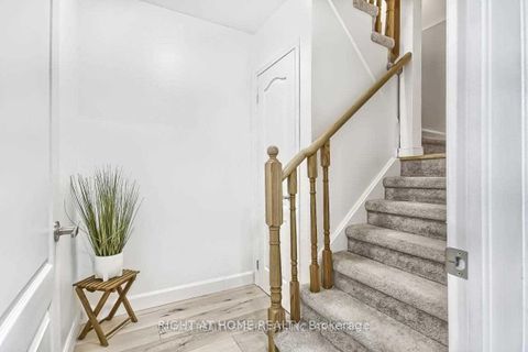 Photo 35 at 49 - 26 Applewood Lane, Etobicoke West Mall, Toronto