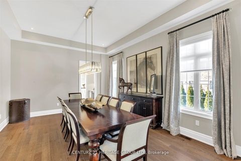 Photo 26 at 43 Sir Henry Court, King City, King