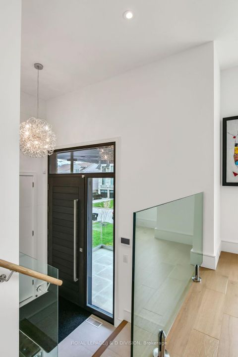 Photo 4 at 414 Glengarry Avenue, Nortown, Toronto