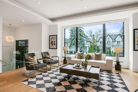 Photo 5 at 414 Glengarry Avenue, Nortown, Toronto