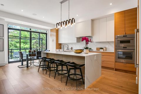 Photo 16 at 414 Glengarry Avenue, Nortown, Toronto