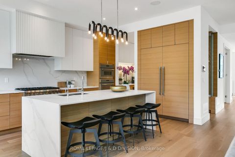 Photo 17 at 414 Glengarry Avenue, Nortown, Toronto