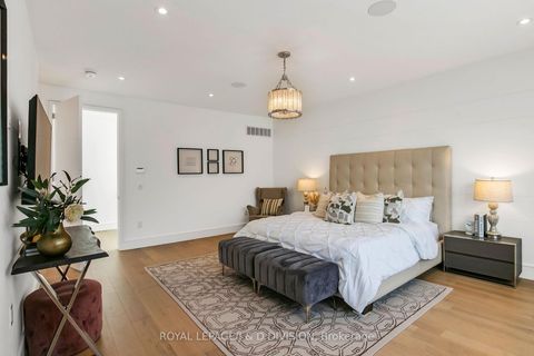 Photo 27 at 414 Glengarry Avenue, Nortown, Toronto