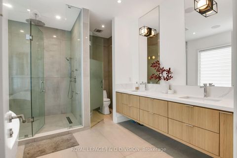 Photo 29 at 414 Glengarry Avenue, Nortown, Toronto