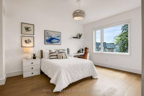 Photo 31 at 414 Glengarry Avenue, Nortown, Toronto
