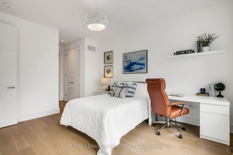 Photo 32 at 414 Glengarry Avenue, Nortown, Toronto