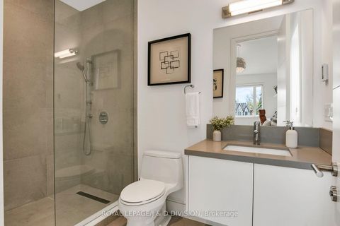 Photo 33 at 414 Glengarry Avenue, Nortown, Toronto