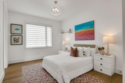 Photo 35 at 414 Glengarry Avenue, Nortown, Toronto