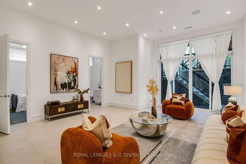 Photo 39 at 414 Glengarry Avenue, Nortown, Toronto