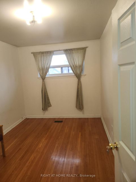 Photo 8 at 68 Lanyard Road, Humbermede, Toronto