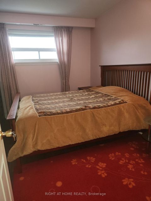 Photo 11 at 68 Lanyard Road, Humbermede, Toronto