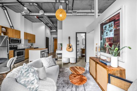 Photo 4 at 301 - 363 Sorauren Avenue, Roncesvalles, Toronto