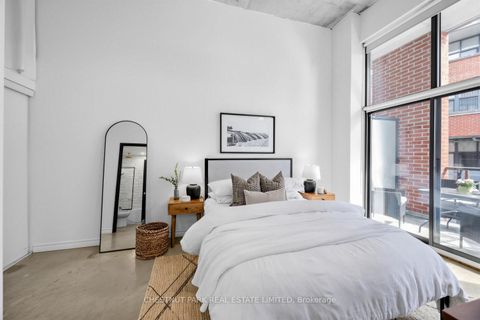 Photo 12 at 301 - 363 Sorauren Avenue, Roncesvalles, Toronto