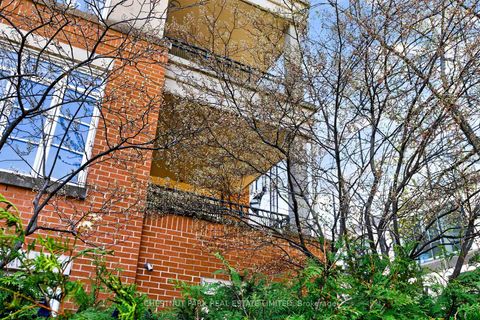 Photo 2 at 203 - 21 Shaftesbury Avenue, Moore Park, Toronto