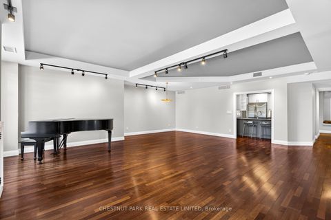 Photo 10 at 203 - 21 Shaftesbury Avenue, Moore Park, Toronto
