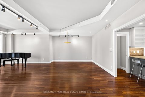 Photo 15 at 203 - 21 Shaftesbury Avenue, Moore Park, Toronto