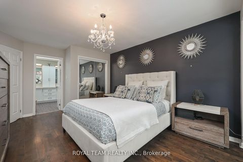 Photo 24 at 91 South Kingsway Way, Swansea, Toronto